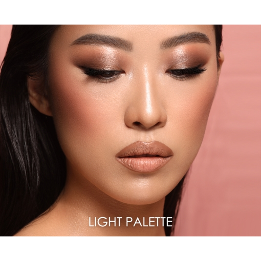 Light Palette | Modelo | Uperfect Perú